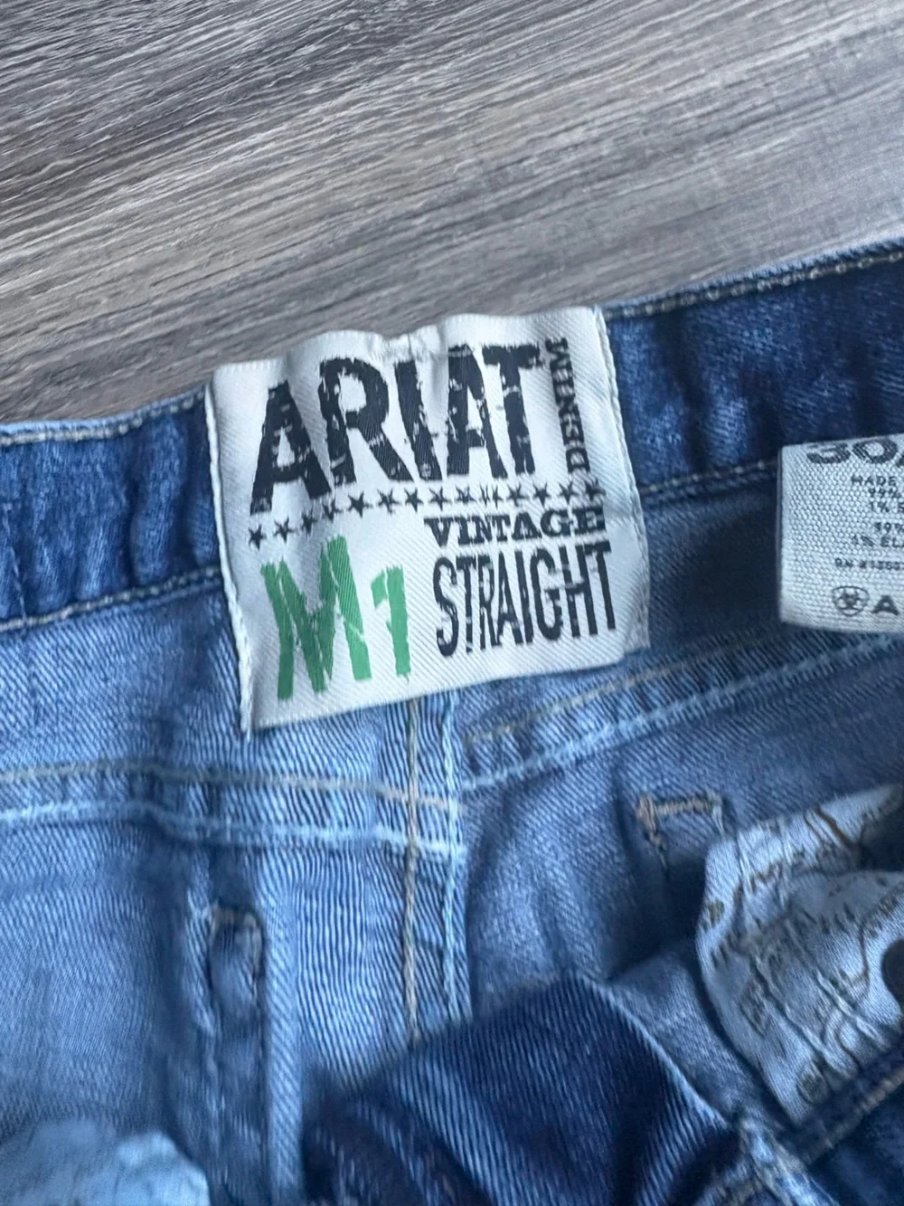 Ariat men flare